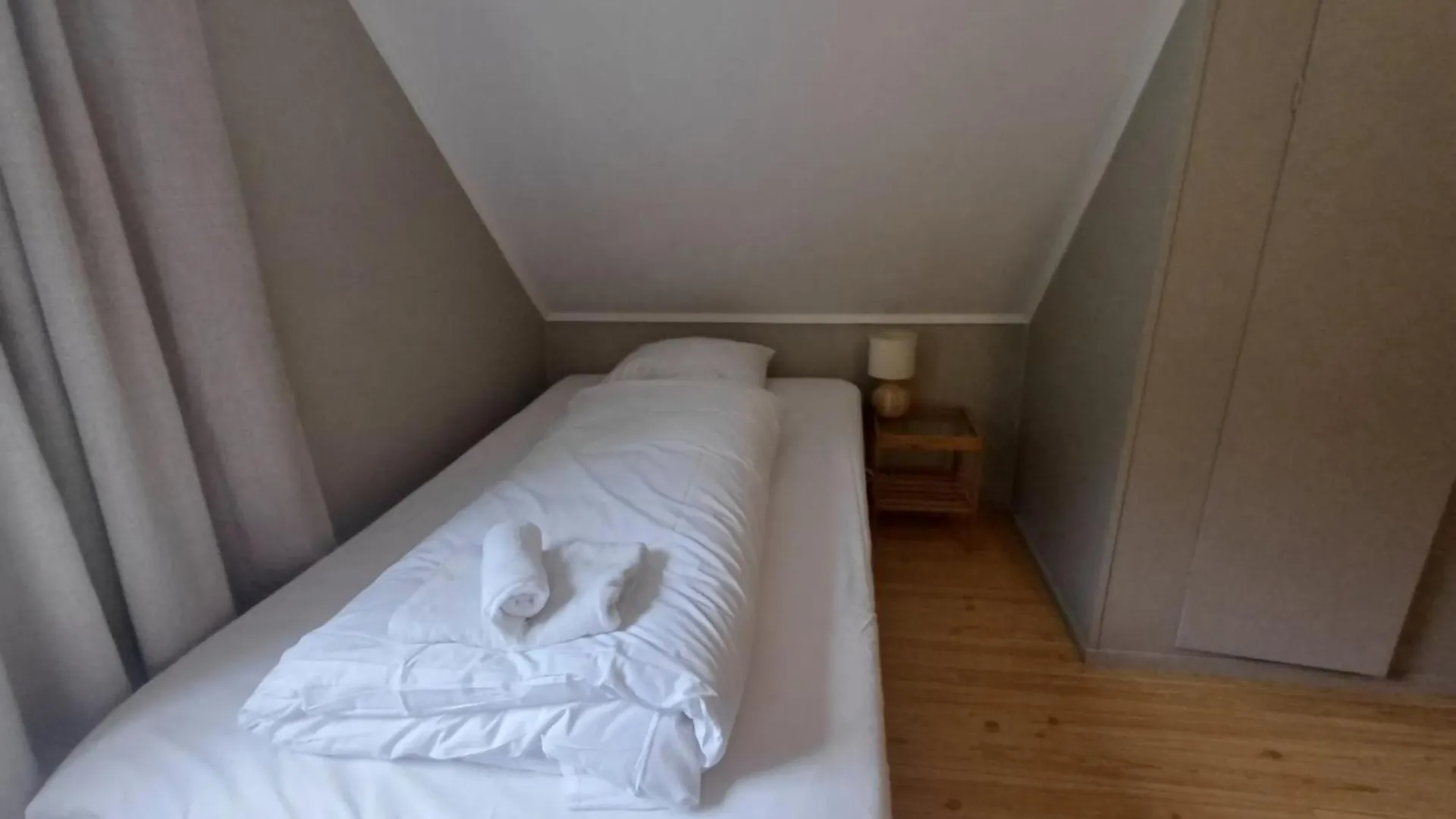 Nesvika Nature Reserve Holiday Home, Only 25 Min From Bergen